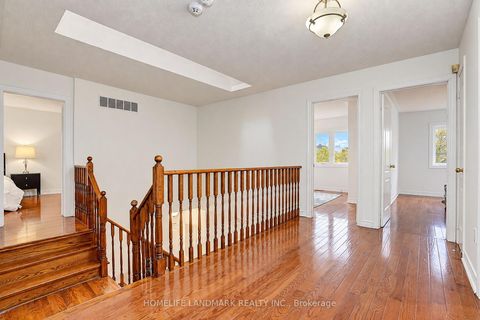 Photo 31 at 124 Shaftsbury Avenue, Westbrook, Richmond Hill