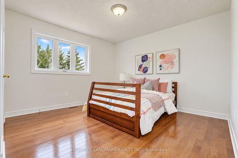 Photo 32 at 124 Shaftsbury Avenue, Westbrook, Richmond Hill