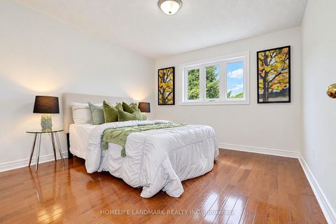 Photo 34 at 124 Shaftsbury Avenue, Westbrook, Richmond Hill