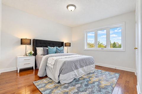Photo 39 at 124 Shaftsbury Avenue, Westbrook, Richmond Hill