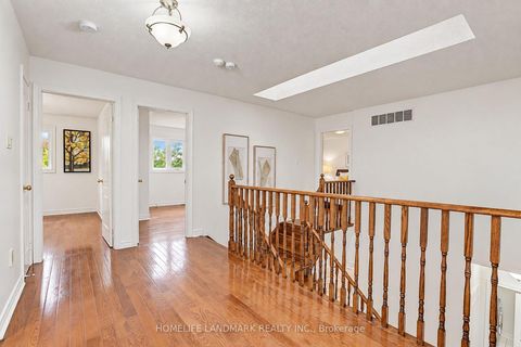 Photo 41 at 124 Shaftsbury Avenue, Westbrook, Richmond Hill