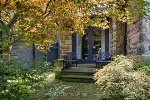 Photo 10 at 51 King Georges Road, Kingsway South, Toronto
