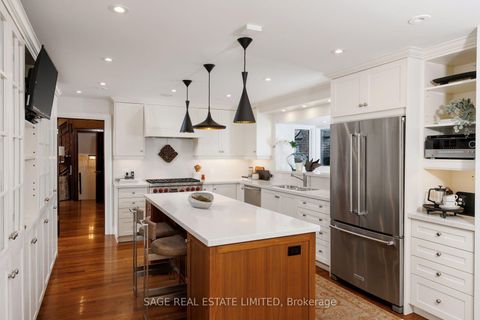 Photo 13 at 51 King Georges Road, Kingsway South, Toronto