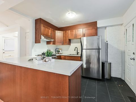 Photo 18 at 627 Dupont Street, Annex, Toronto