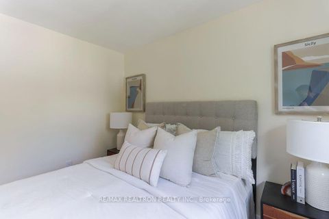 Photo 16 at 68 Chelwood Road, Ionview, Toronto