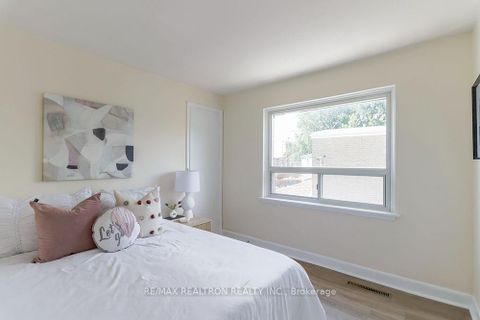 Photo 18 at 68 Chelwood Road, Ionview, Toronto