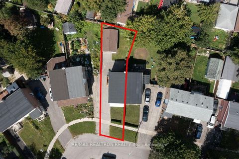 Photo 32 at 68 Chelwood Road, Ionview, Toronto