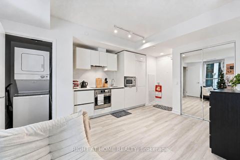 Photo 6 at 416 - 121 St Patrick Street, Chinatown, Toronto