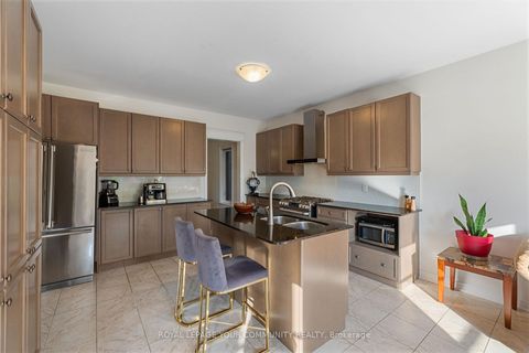 Photo 12 at 7 Sundew Lane, Oak Ridges Lake Wilcox, Richmond Hill