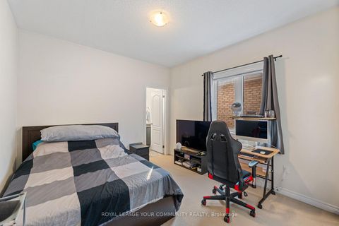 Photo 28 at 7 Sundew Lane, Oak Ridges Lake Wilcox, Richmond Hill