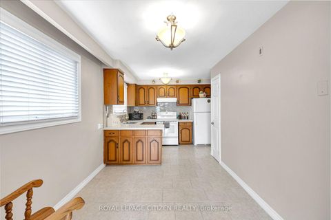 Photo 3 at 57 Bakerton Drive, Woburn, Toronto