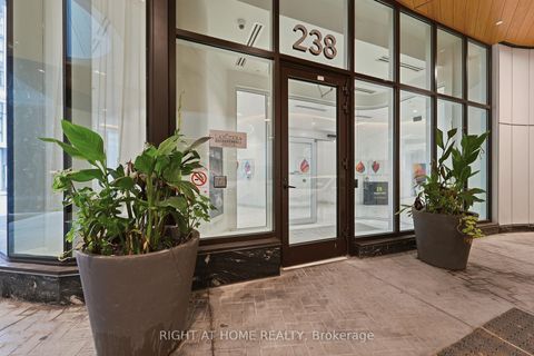 Photo 2 at 803 - 238 Simcoe Street, Chinatown, Toronto