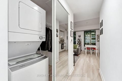 Photo 12 at 803 - 238 Simcoe Street, Chinatown, Toronto