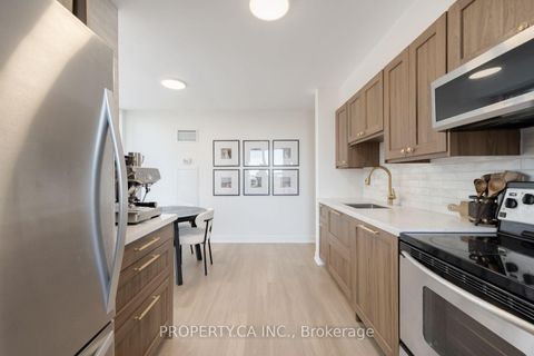 Photo 9 at 1902 - 43 Eglinton Avenue E, Mount Pleasant West, Toronto