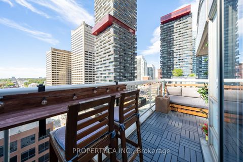 Photo 23 at 1902 - 43 Eglinton Avenue E, Mount Pleasant West, Toronto