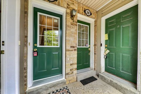 Photo 3 at 29 - 42 Pinery Trail, Malvern, Toronto