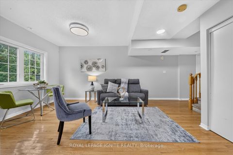 Photo 7 at 29 - 42 Pinery Trail, Malvern, Toronto