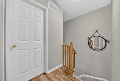 Photo 14 at 29 - 42 Pinery Trail, Malvern, Toronto
