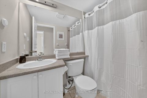 Photo 17 at 29 - 42 Pinery Trail, Malvern, Toronto