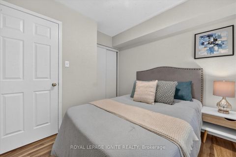 Photo 19 at 29 - 42 Pinery Trail, Malvern, Toronto