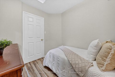 Photo 21 at 29 - 42 Pinery Trail, Malvern, Toronto