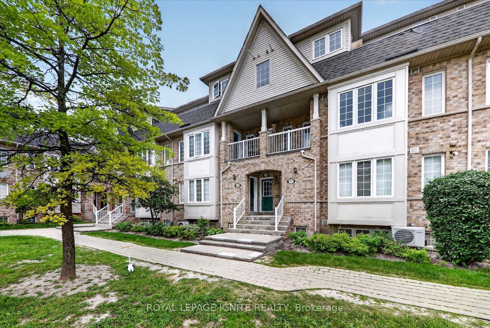 29 - 42 Pinery Trail, Malvern, Toronto 