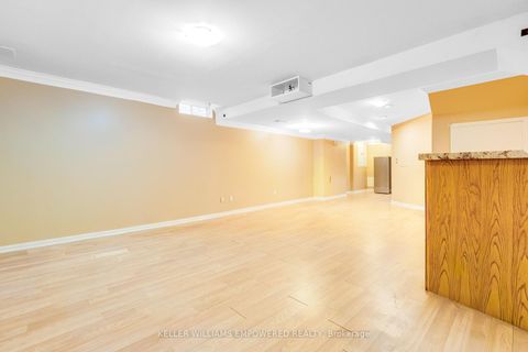 Photo 24 at 134 Queen Isabella Crescent, Vellore Village, Vaughan