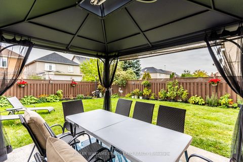Photo 30 at 134 Queen Isabella Crescent, Vellore Village, Vaughan