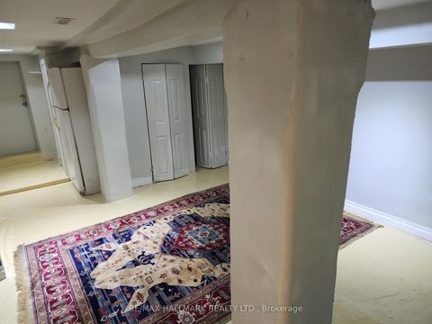 Photo 14 at 837 Gladstone Avenue, Junction, Toronto