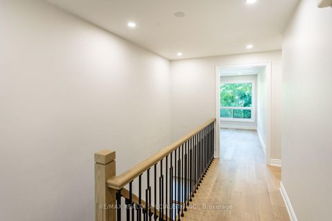 Photo 34 at 22 Heathview Avenue, Bayview Village, Toronto