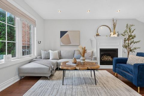 Photo 3 at 281B Glebemount Avenue, East York, Toronto