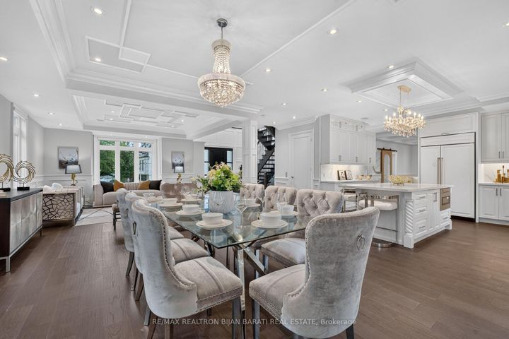 Photo 11 at 10 Bayberry Crescent, Bayview Village, Toronto