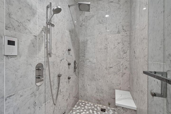 Photo 29 at 10 Bayberry Crescent, Bayview Village, Toronto