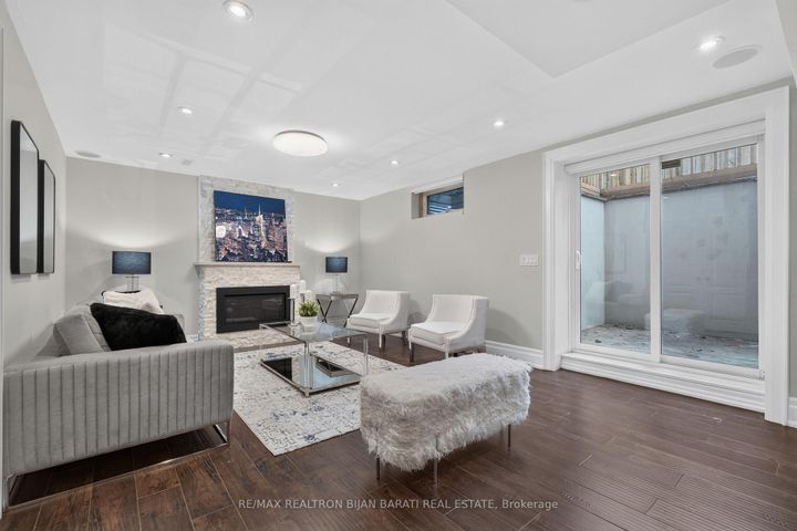 Photo 45 at 10 Bayberry Crescent, Bayview Village, Toronto