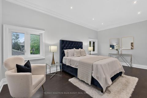 Photo 35 at 10 Bayberry Crescent, Bayview Village, Toronto