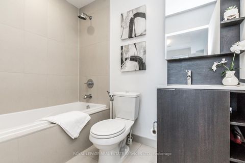 Photo 13 at 2708 - 55 Regent Park Boulevard, Regent Park, Toronto