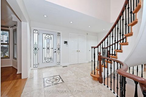 Photo 5 at 8 Elmsley Drive, Observatory, Richmond Hill