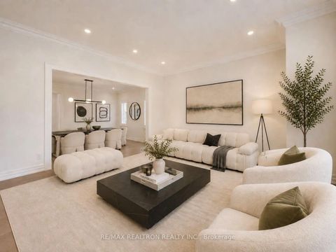 Photo 5 at 225 Olive Avenue S, Willowdale East, Toronto