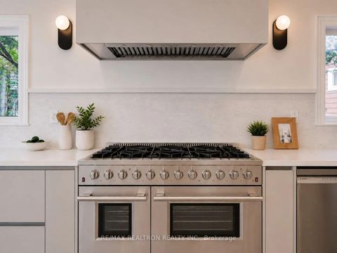 Photo 13 at 225 Olive Avenue S, Willowdale East, Toronto
