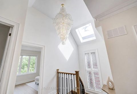 Photo 17 at 225 Olive Avenue S, Willowdale East, Toronto