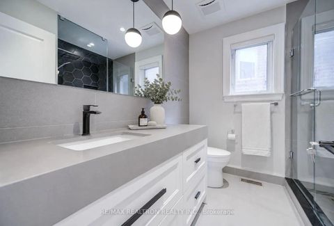 Photo 23 at 225 Olive Avenue S, Willowdale East, Toronto