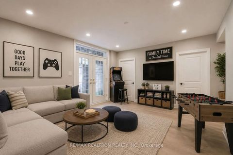 Photo 33 at 225 Olive Avenue S, Willowdale East, Toronto