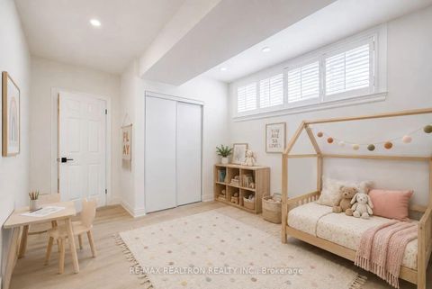 Photo 39 at 225 Olive Avenue S, Willowdale East, Toronto