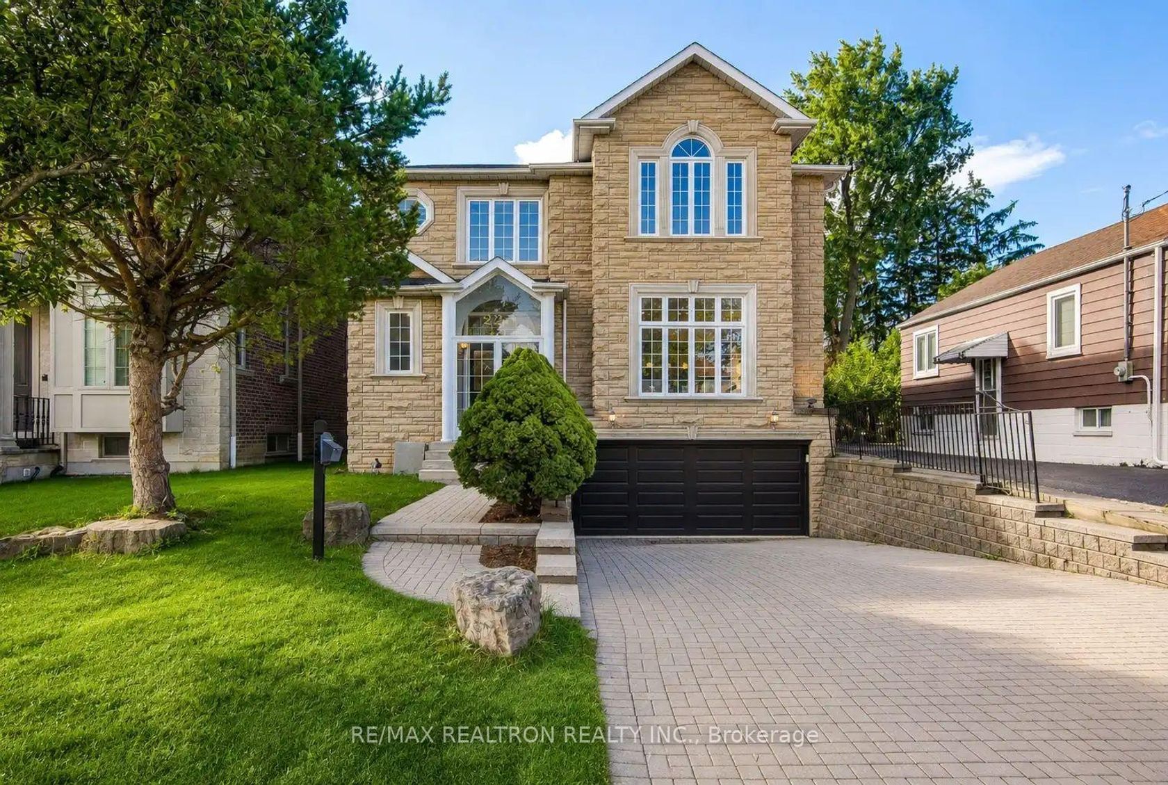 225 Olive Avenue S, Willowdale East, Toronto 