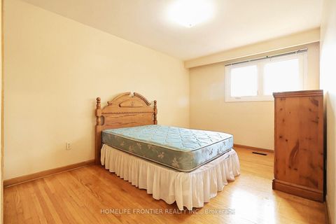 Photo 11 at 334 Rimilton Avenue, Alderwood, Toronto