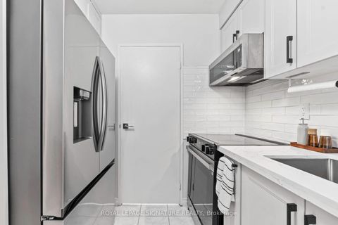 Photo 3 at 607 - 238 Albion Road, Old Rexdale, Toronto