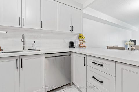 Photo 4 at 607 - 238 Albion Road, Old Rexdale, Toronto