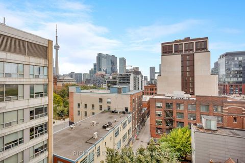 Photo 6 at 805 - 533 Richmond Street W, Waterfront Communities C1, Toronto