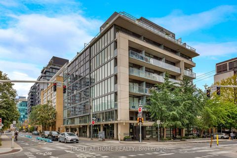 Photo 24 at 805 - 533 Richmond Street W, Waterfront Communities C1, Toronto