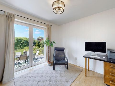 Photo 16 at 100 Rockport Crescent, Crosby, Richmond Hill